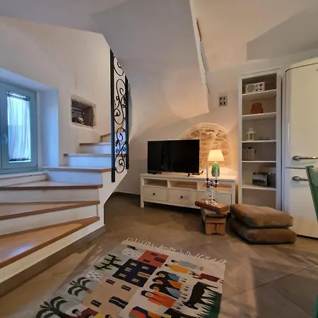 Hiza Bepina Casa de Férias Marčana