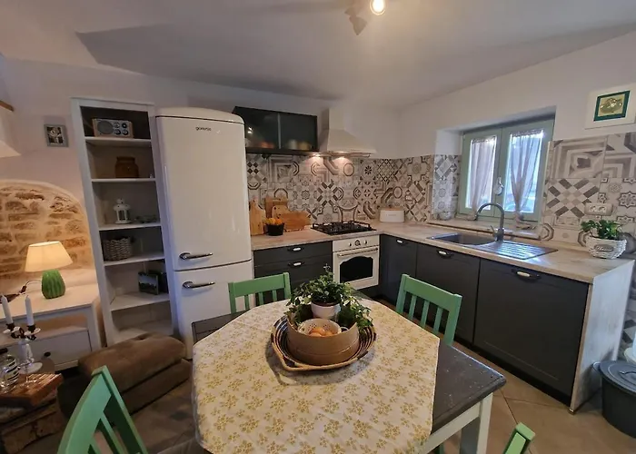 Hiza Bepina Holiday home